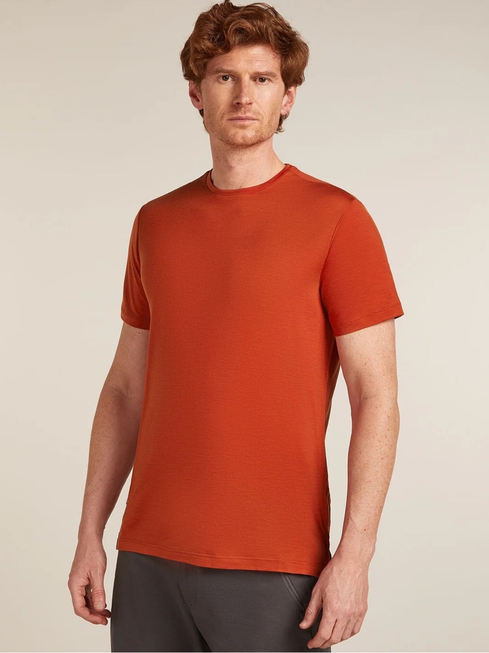 Icebreaker Tech Lite Relaxed Crewneck T-Shirt 90% Merino